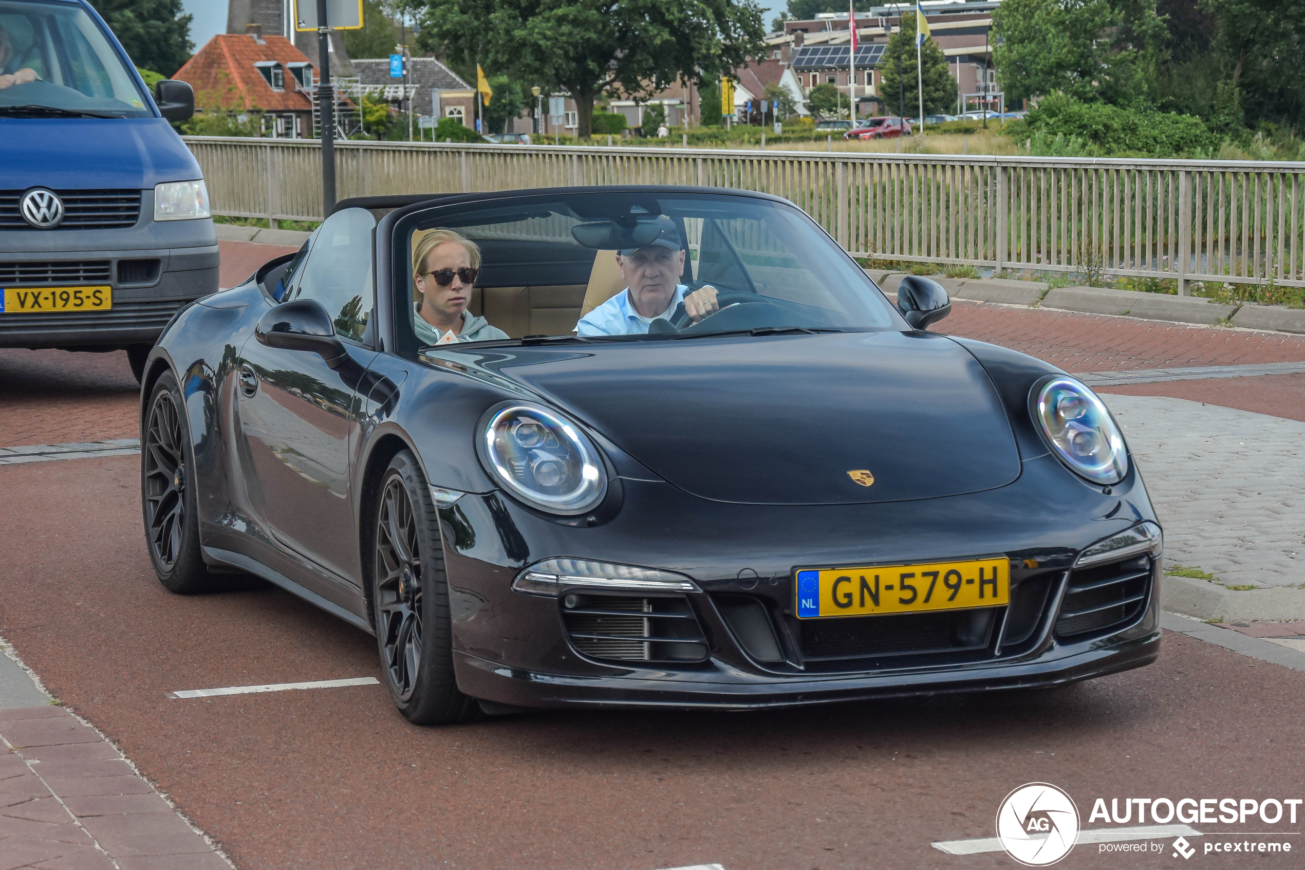 Porsche 991 Carrera 4 GTS Cabriolet MkI