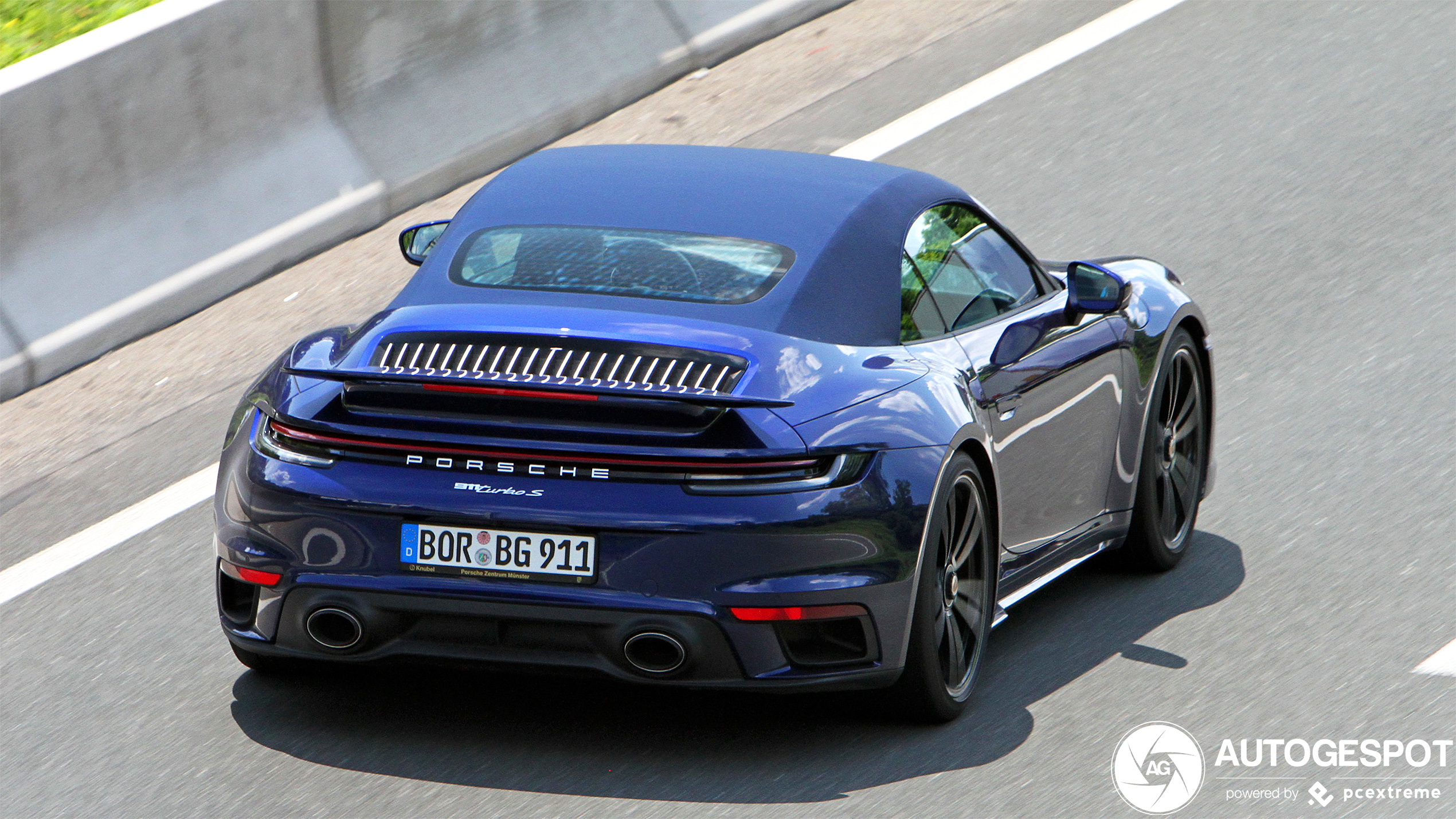 Porsche 992 Turbo S Cabriolet