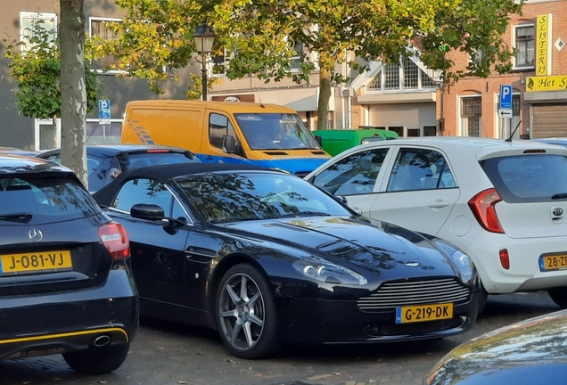 Aston Martin V8 Vantage Roadster