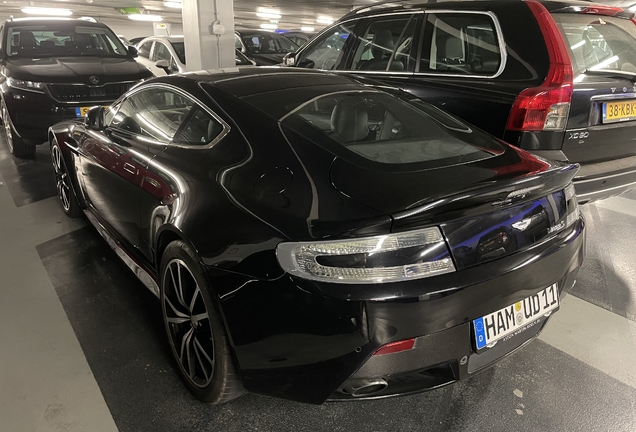 Aston Martin V8 Vantage S