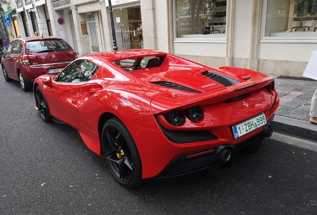 Ferrari F8 Spider