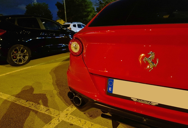 Ferrari FF