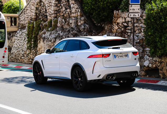 Jaguar F-PACE SVR