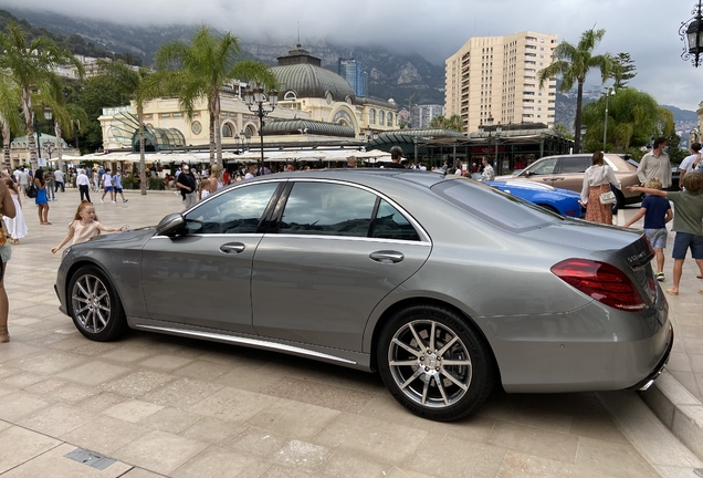 Mercedes-Benz S 63 AMG V222