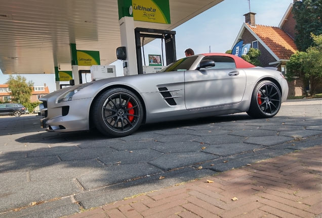 Mercedes-Benz SLS AMG Roadster