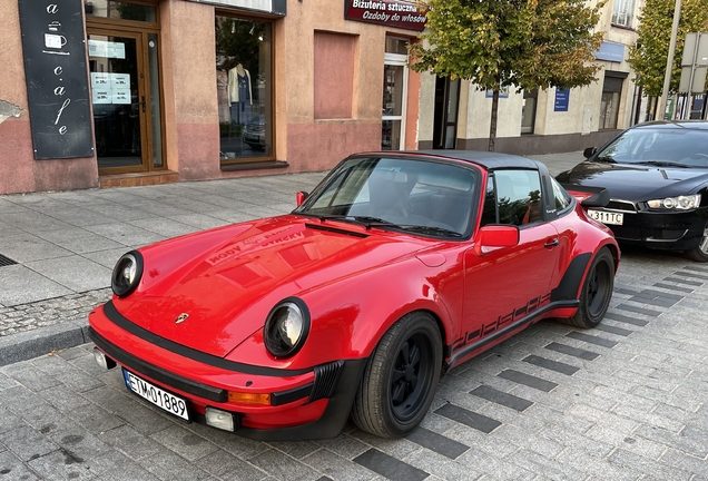 Porsche 930 Turbo Targa