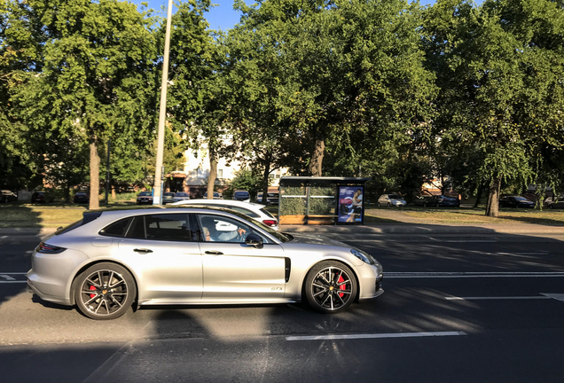 Porsche 971 Panamera GTS Sport Turismo