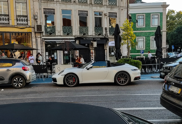 Porsche 992 Carrera 4S Cabriolet