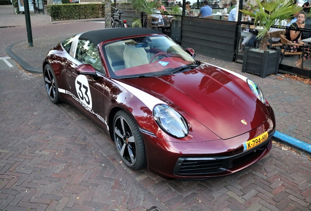 Porsche 992 Targa 4S Heritage Design Edition