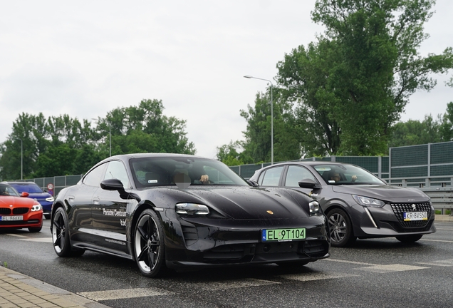 Porsche Taycan Turbo