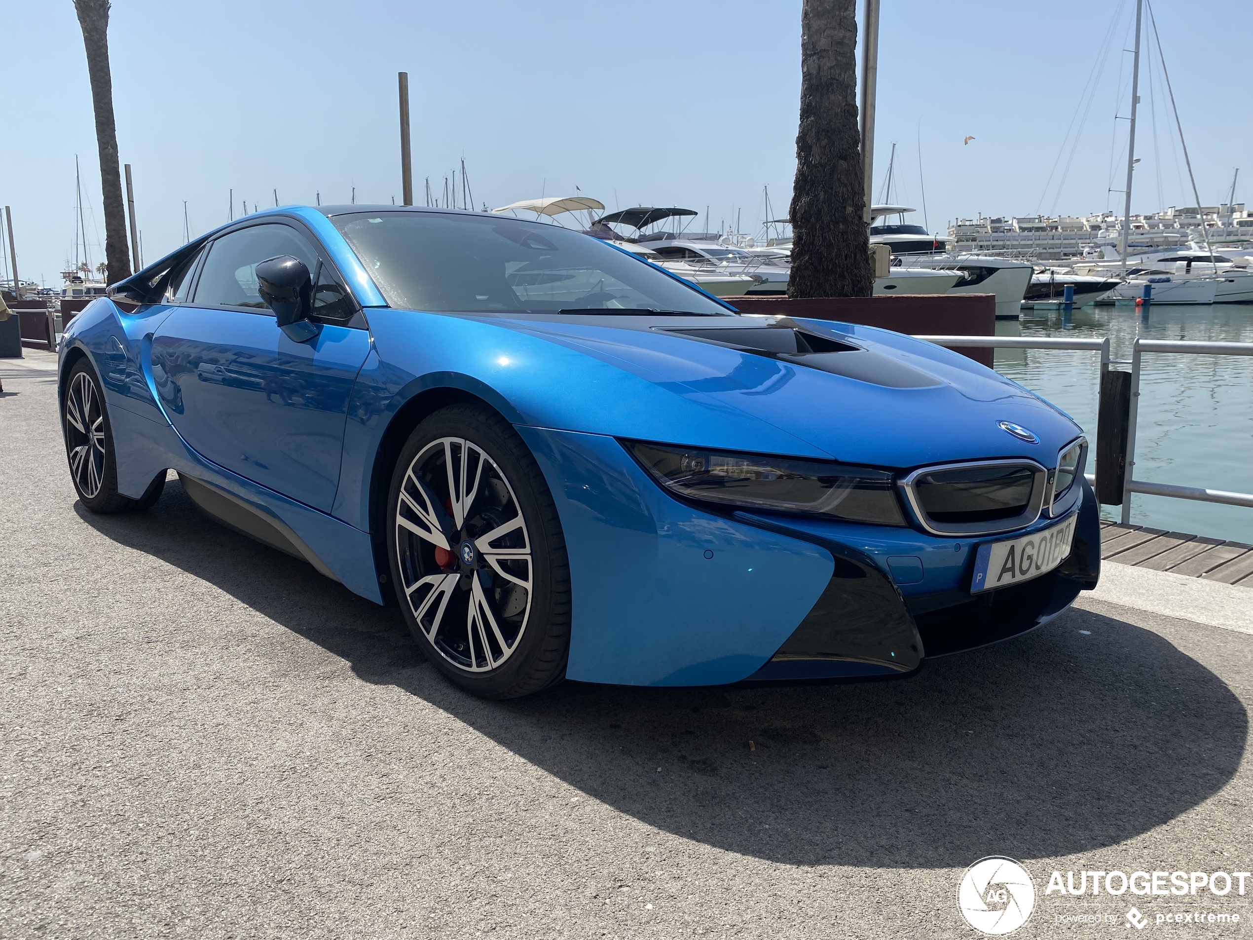 BMW i8