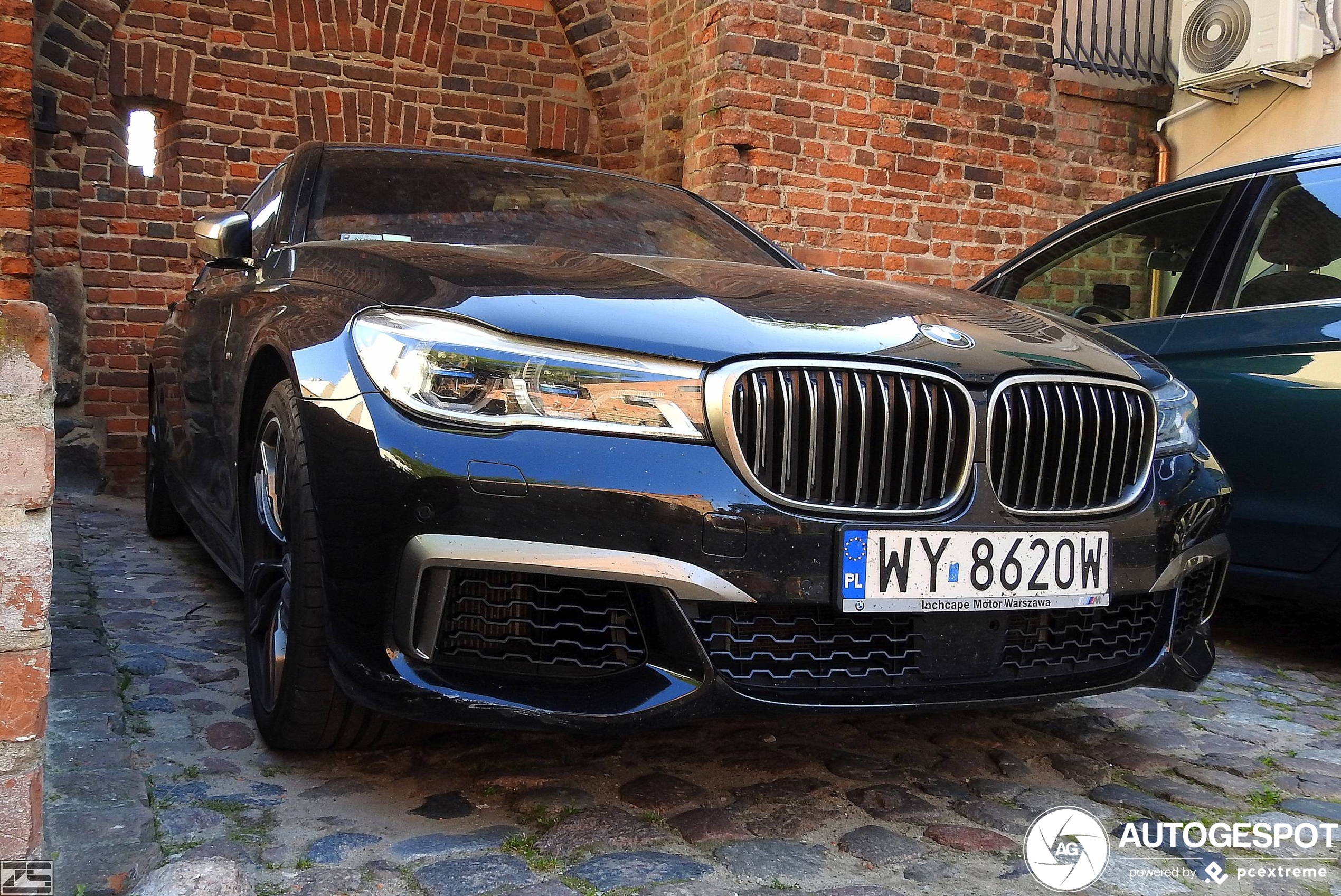 BMW M760Li xDrive