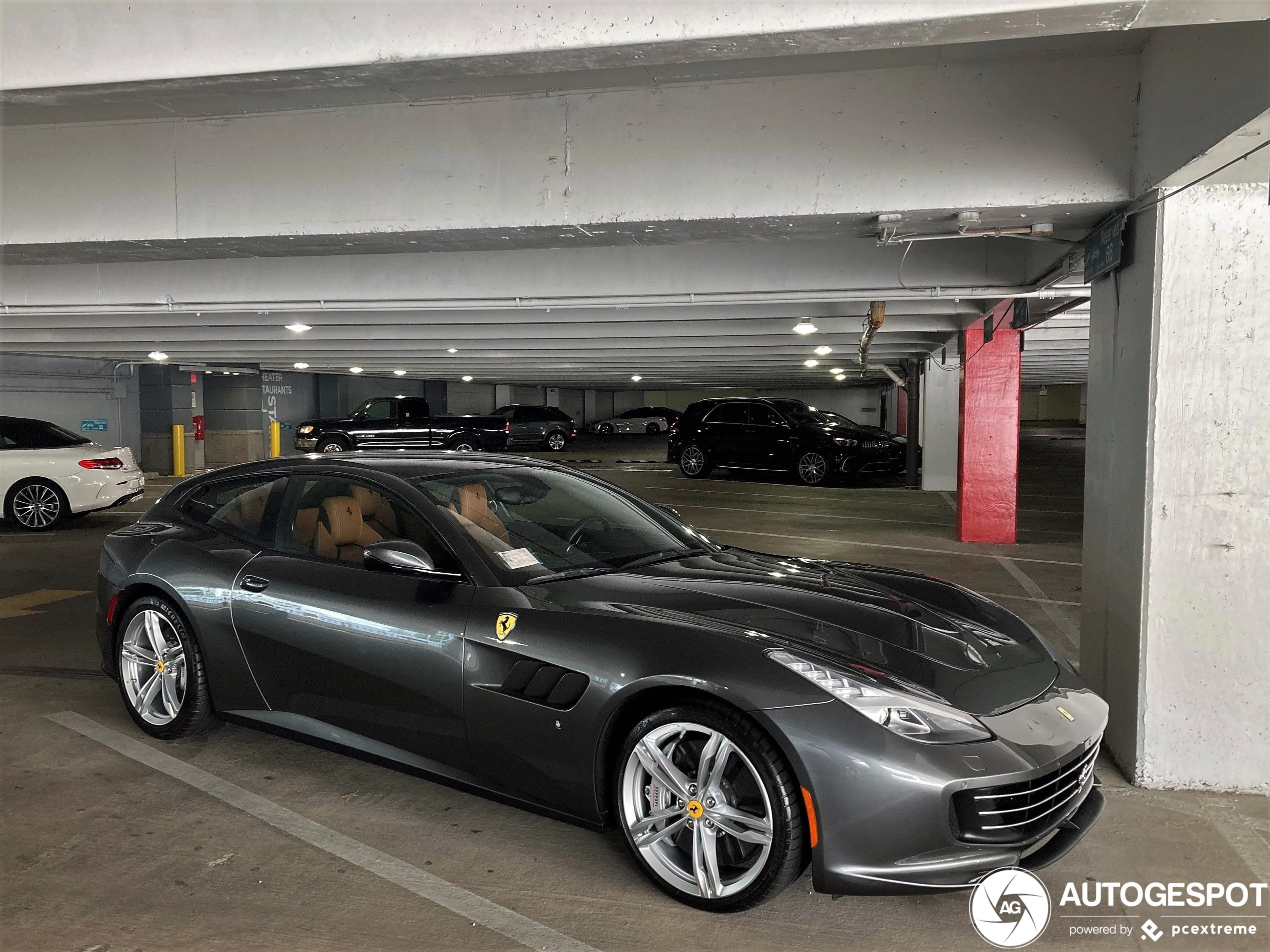 Ferrari GTC4Lusso