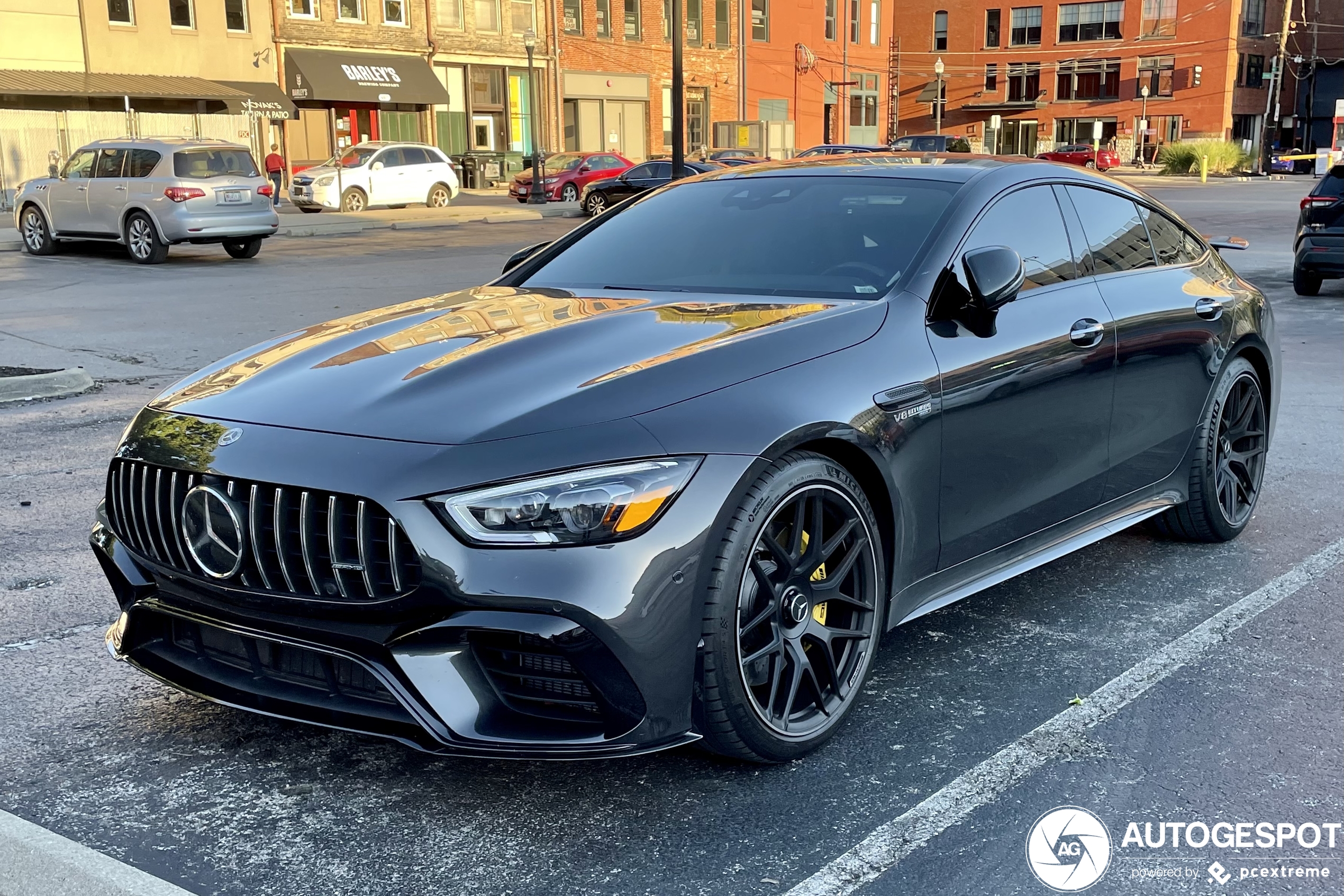 Mercedes-AMG GT 63 S X290