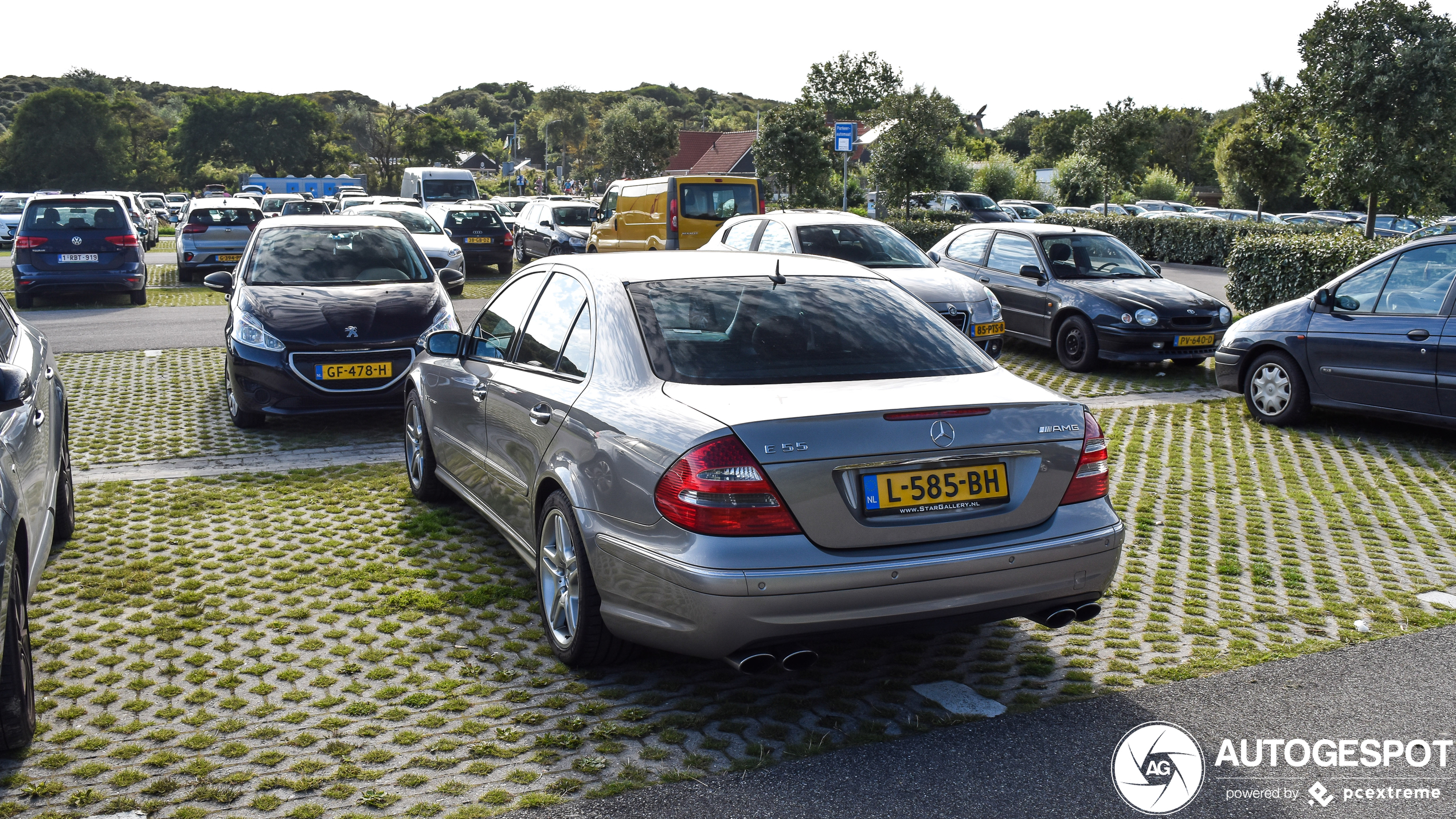 Mercedes-Benz E 55 AMG