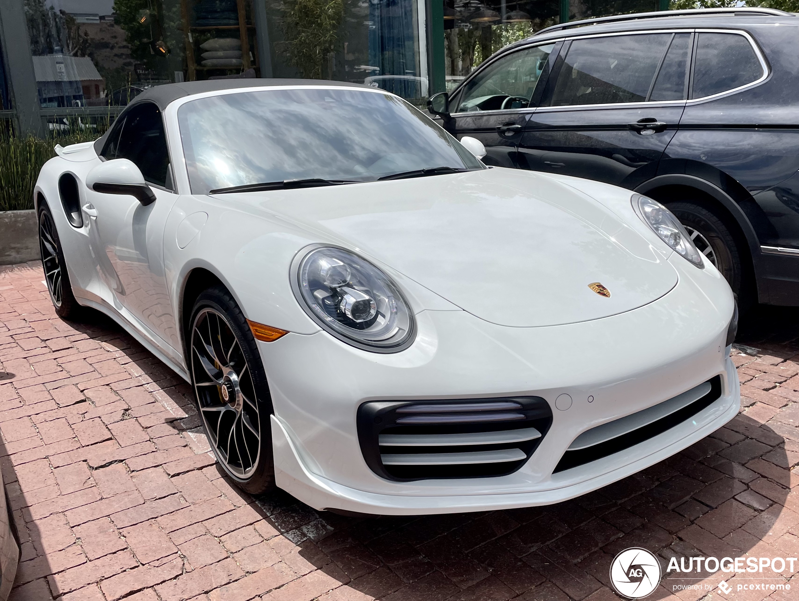 Porsche 991 Turbo S Cabriolet MkII