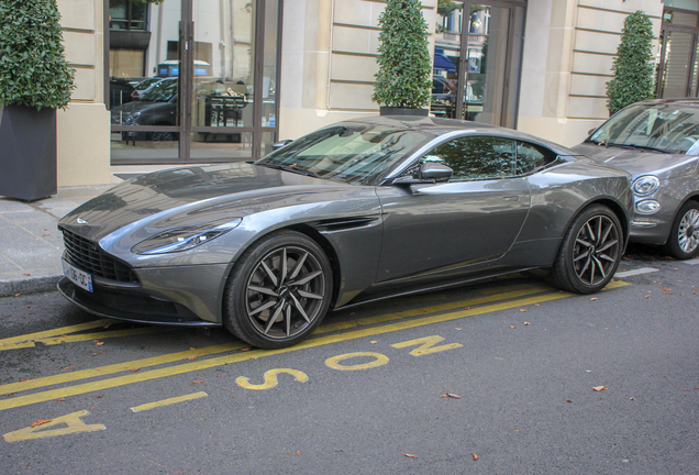 Aston Martin DB11 V8