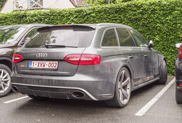 Audi RS4 Avant B8