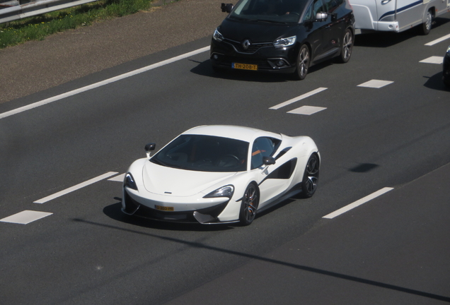 McLaren 570S