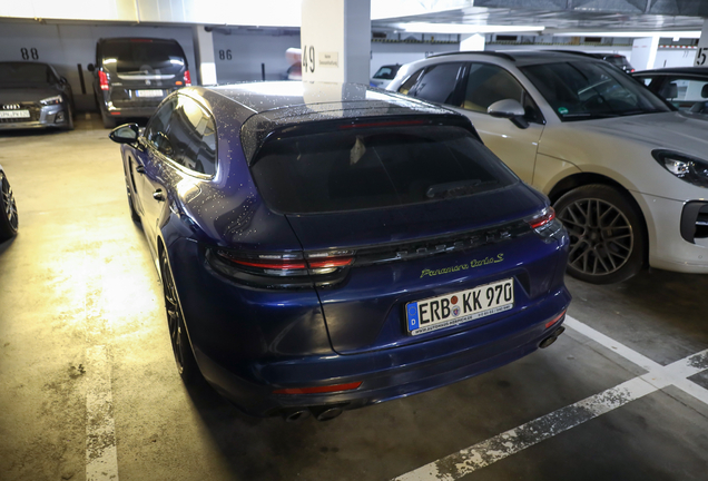 Porsche 971 Panamera Turbo S E-Hybrid Sport Turismo