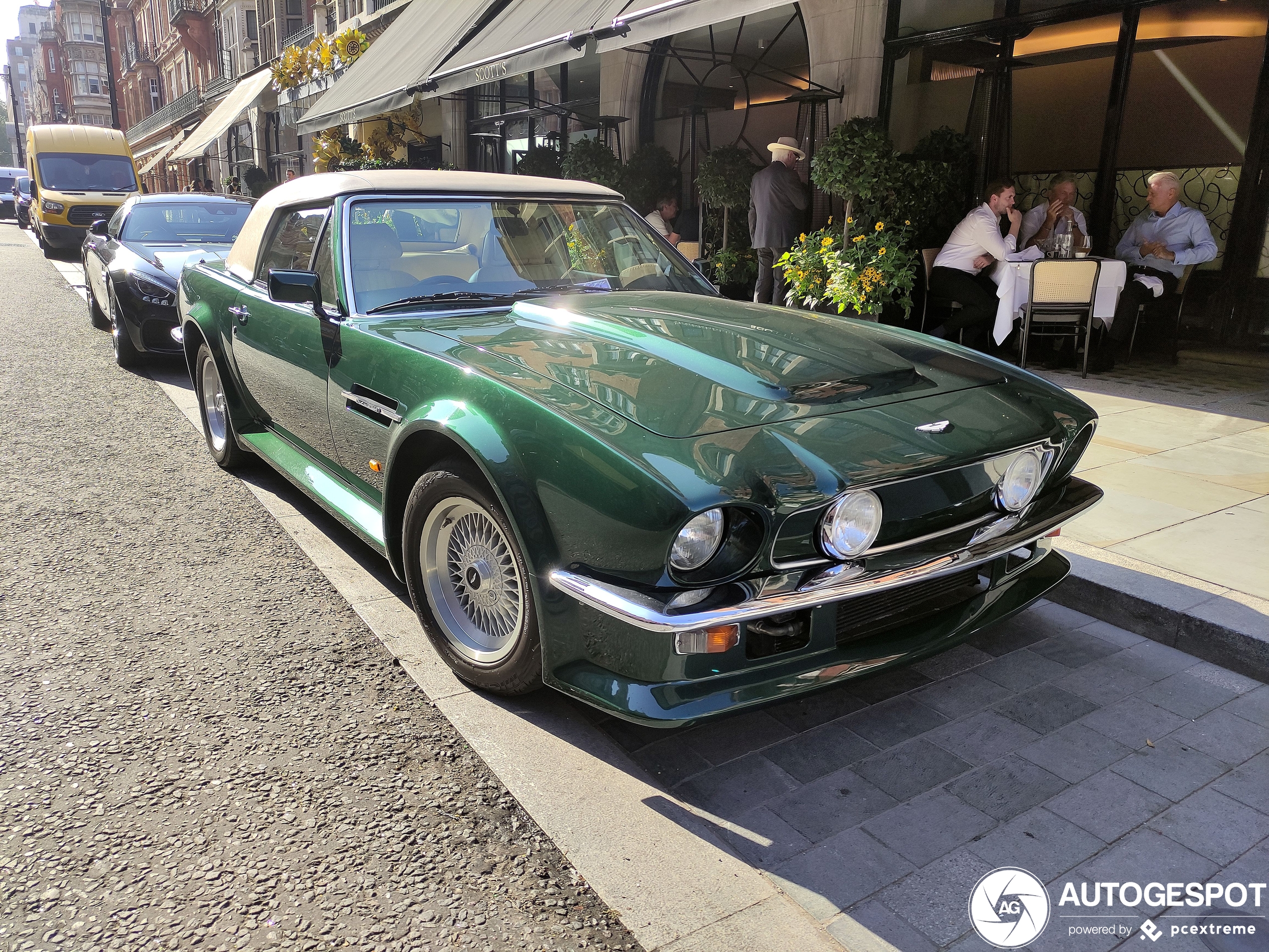 Aston Martin V8 Vantage Volante 1986-1989