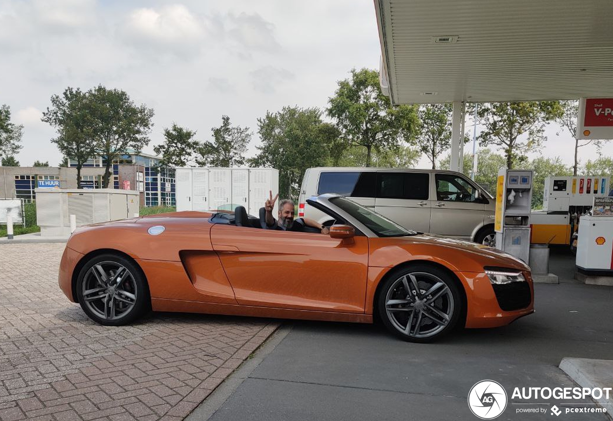 Audi R8 V8 Spyder 2013