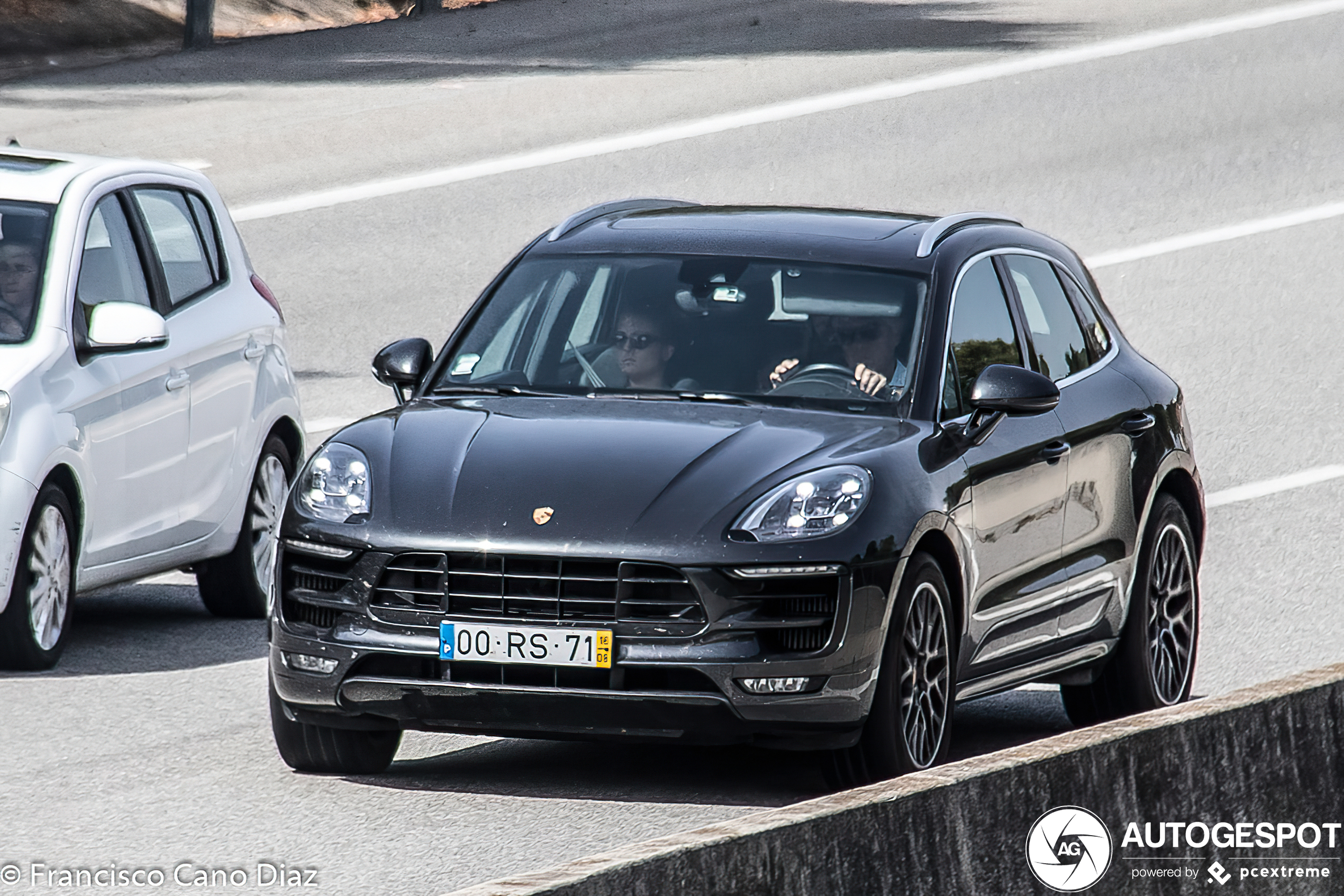 Porsche 95B Macan GTS