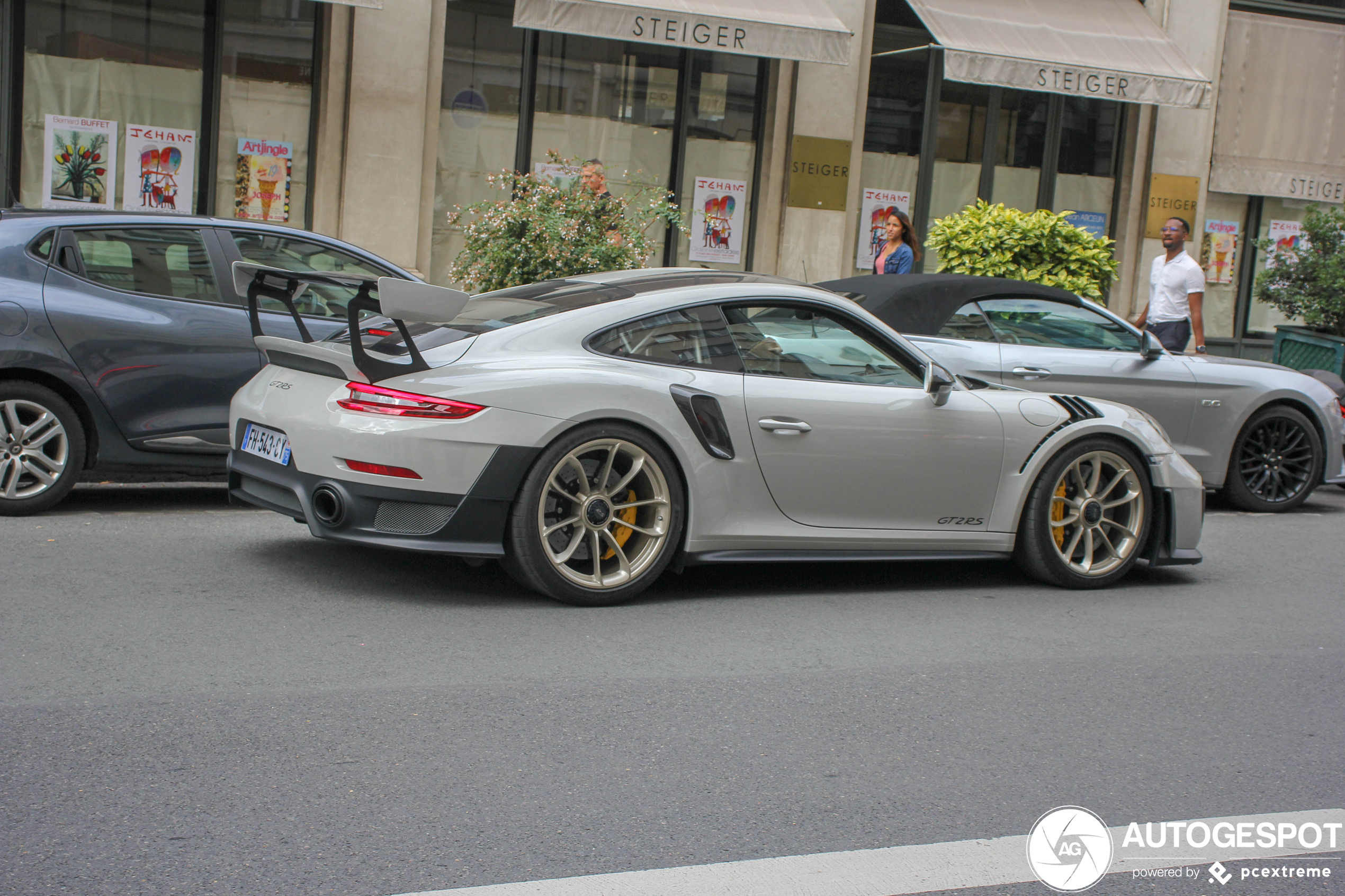 Porsche 991 GT2 RS Weissach Package