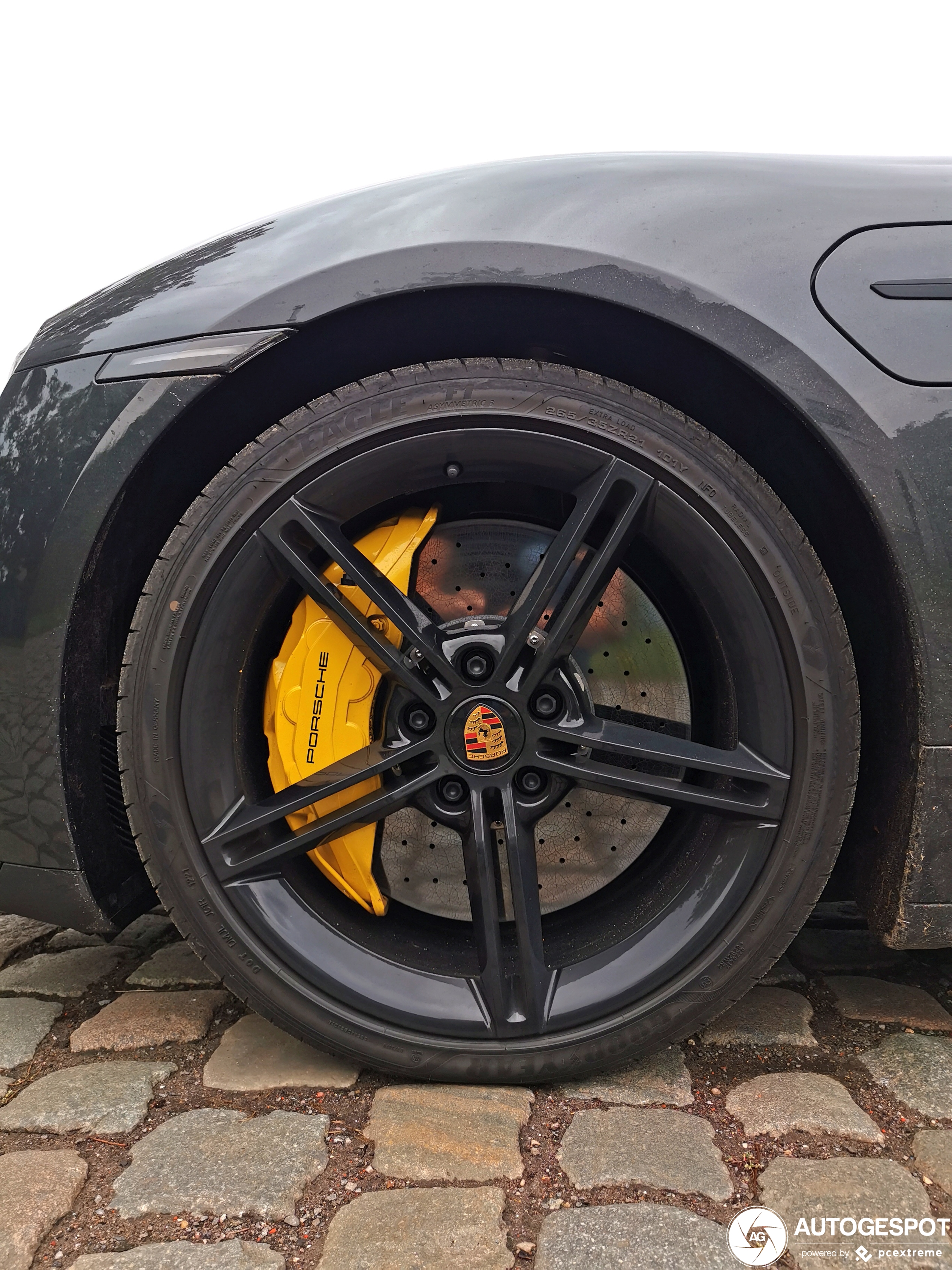 Porsche Taycan Turbo S