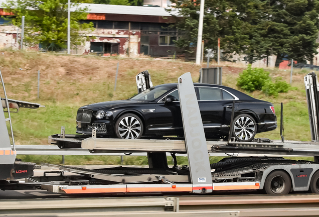 Bentley Flying Spur V8 2021