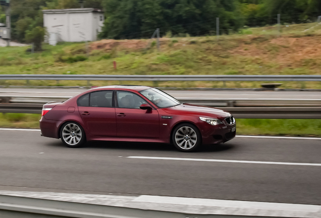 BMW M5 E60 2007