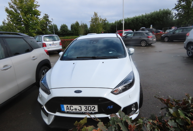 Ford Focus RS 2015