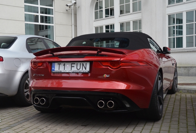 Jaguar F-TYPE S V8 Convertible