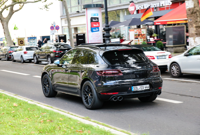 Porsche 95B Macan GTS MkI