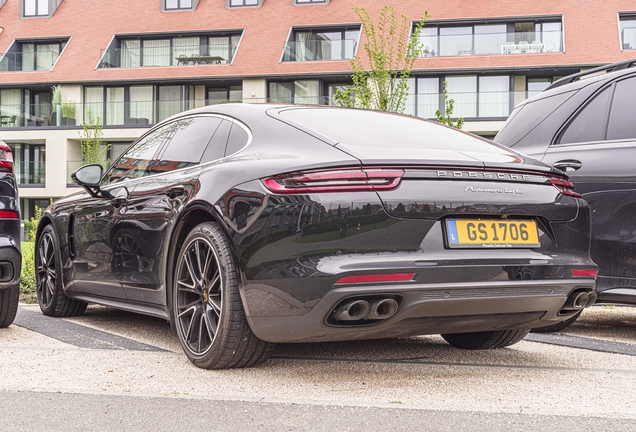 Porsche 971 Panamera Turbo