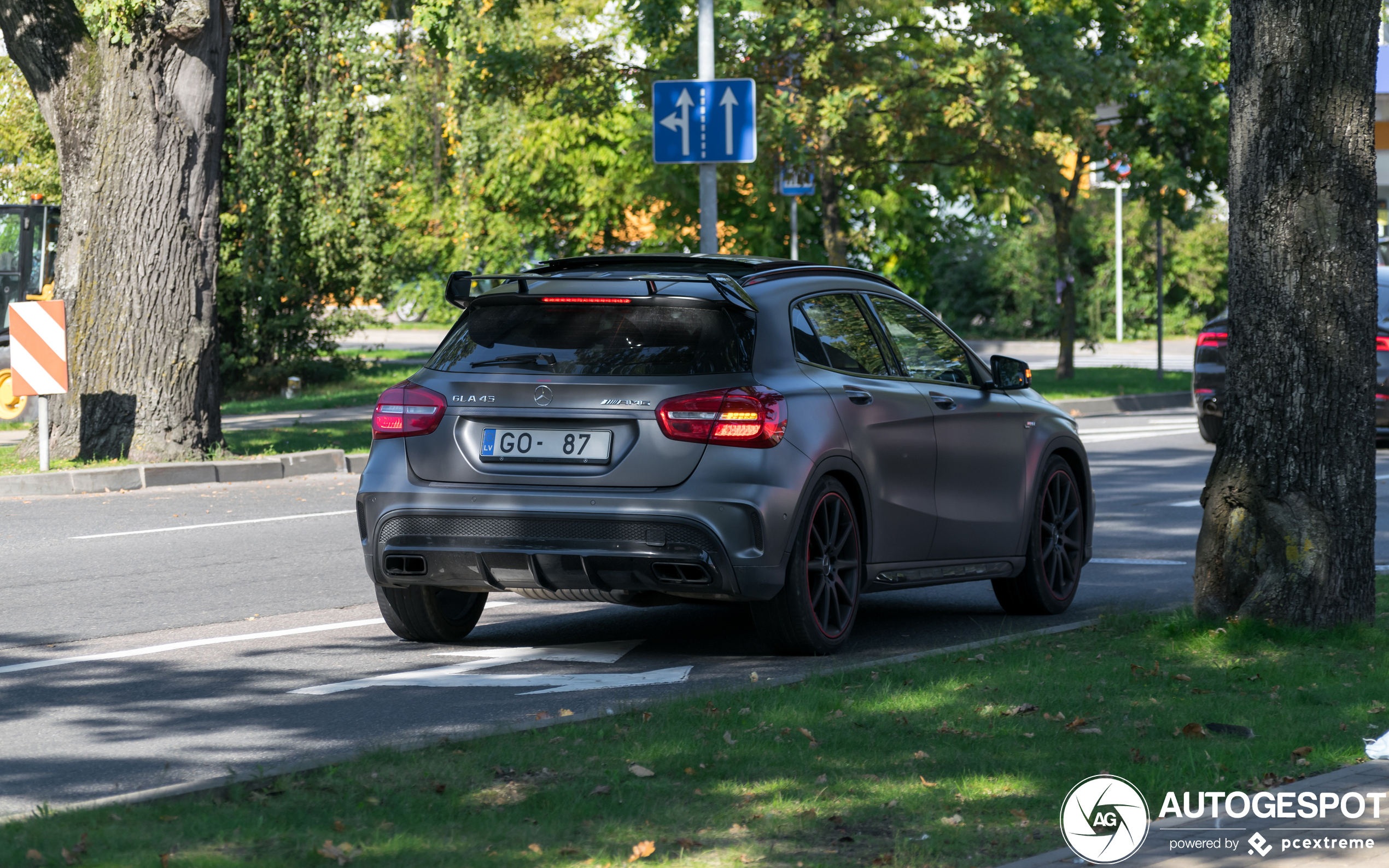 Mercedes-Benz GLA 45 AMG Edition 1