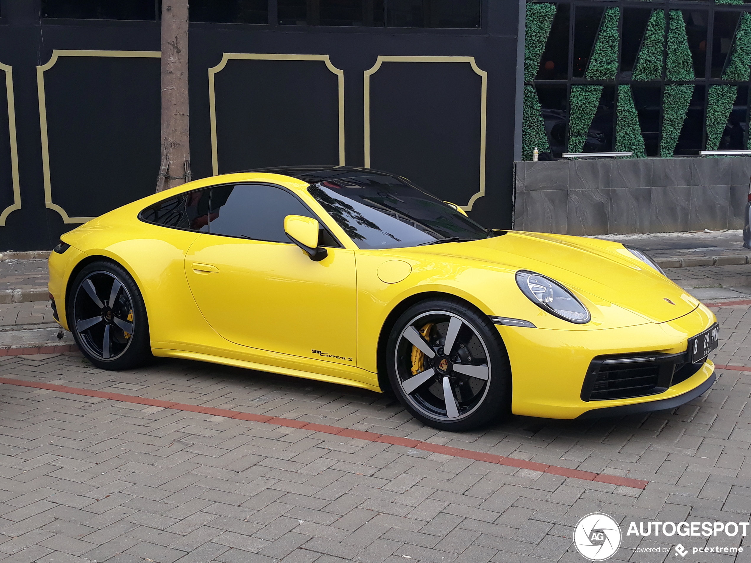 Porsche 992 Carrera S