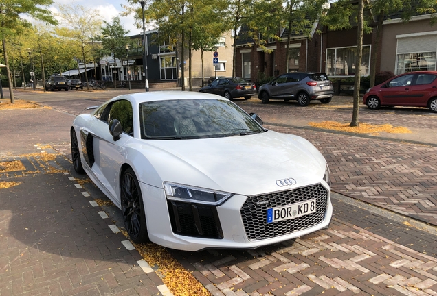 Audi R8 V10 Plus 2015