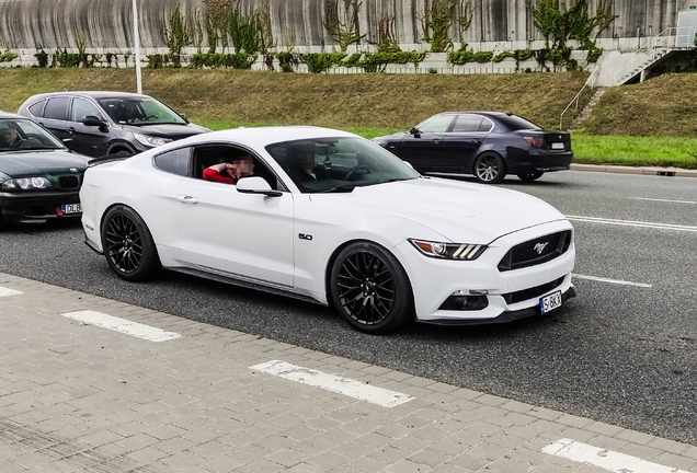 Ford Mustang GT 2015