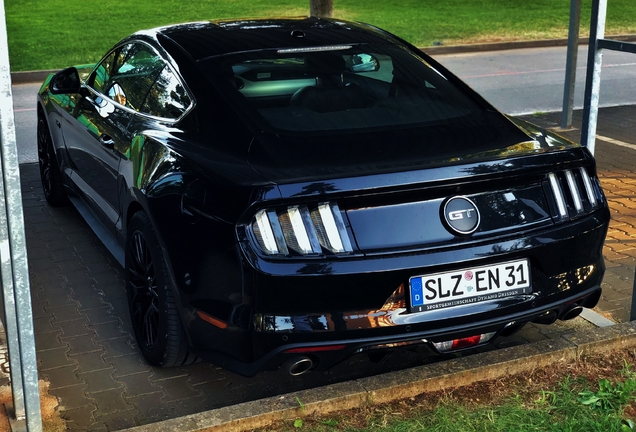 Ford Mustang GT 2015