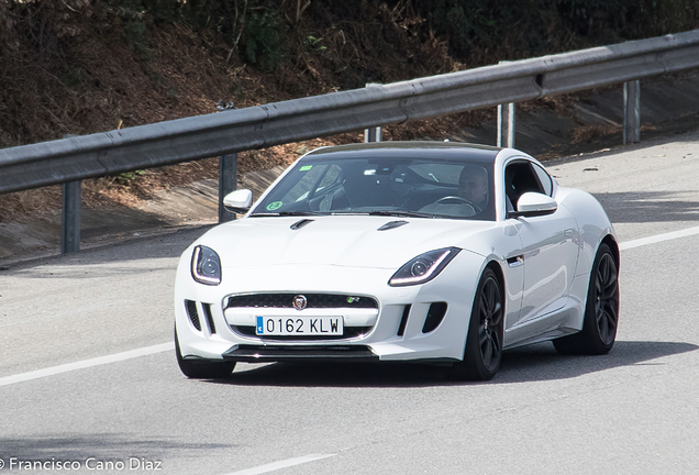 Jaguar F-TYPE R Coupé