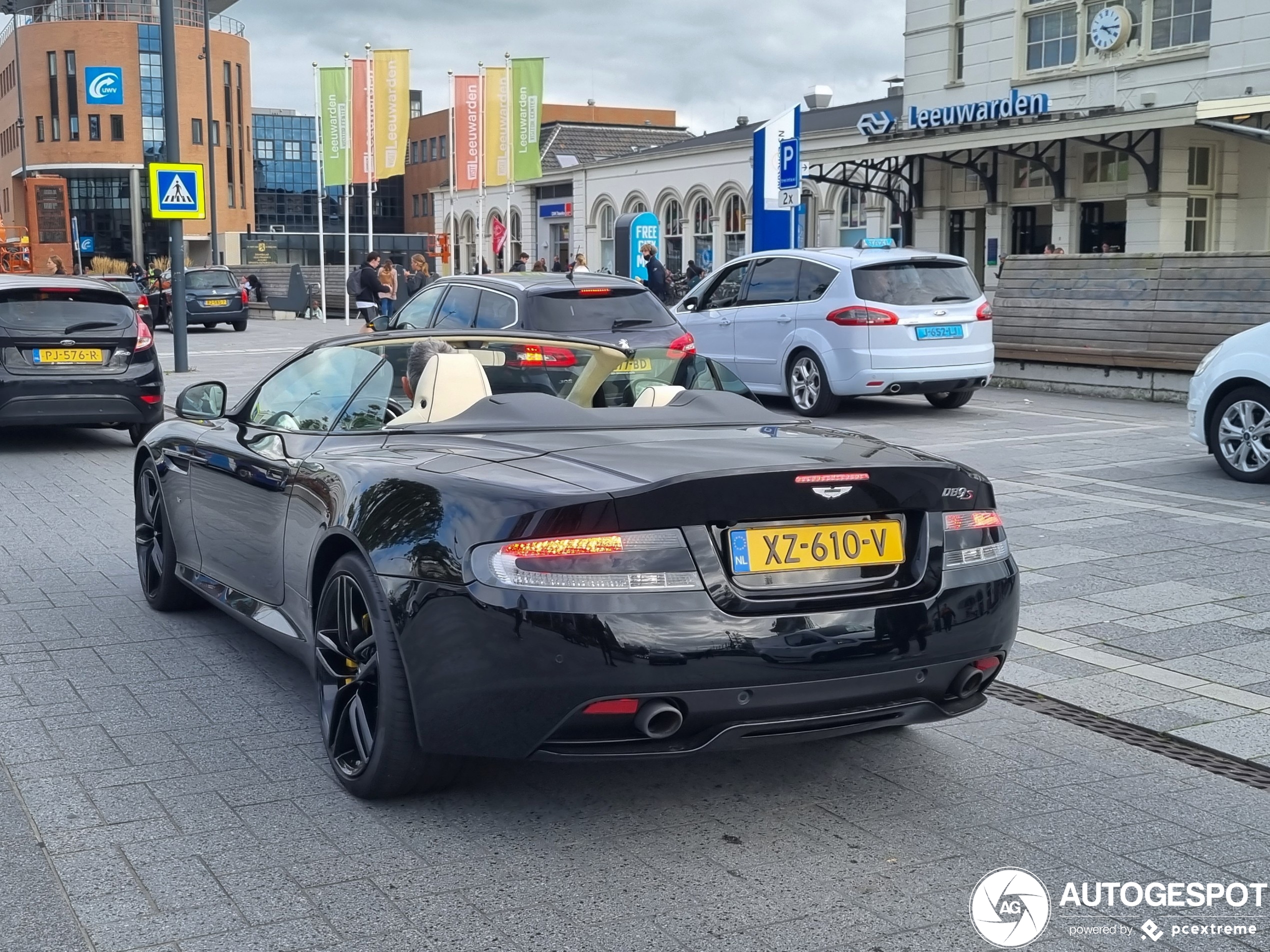 Aston Martin DB9 Volante 2013