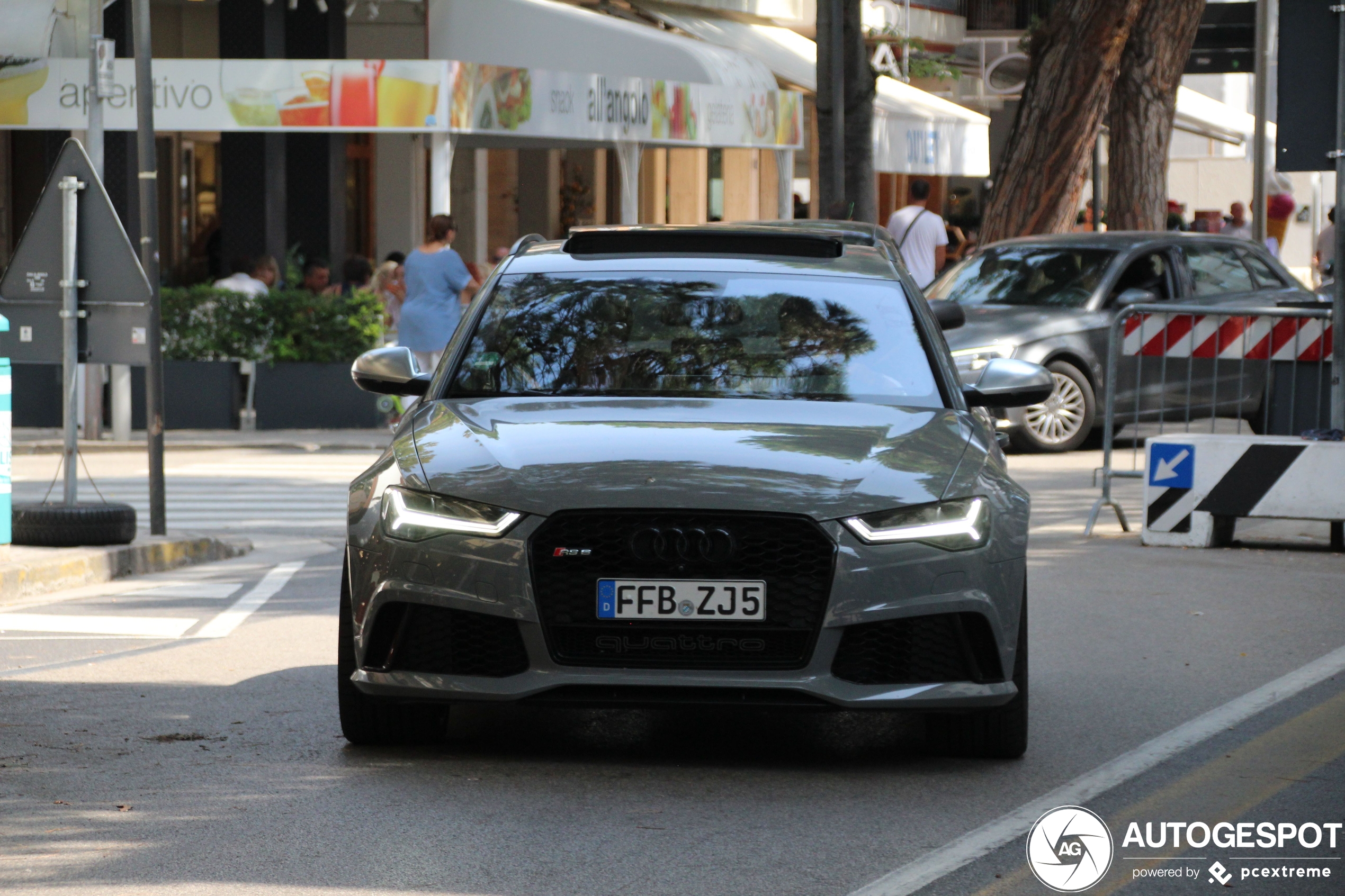 Audi RS6 Avant C7 2015