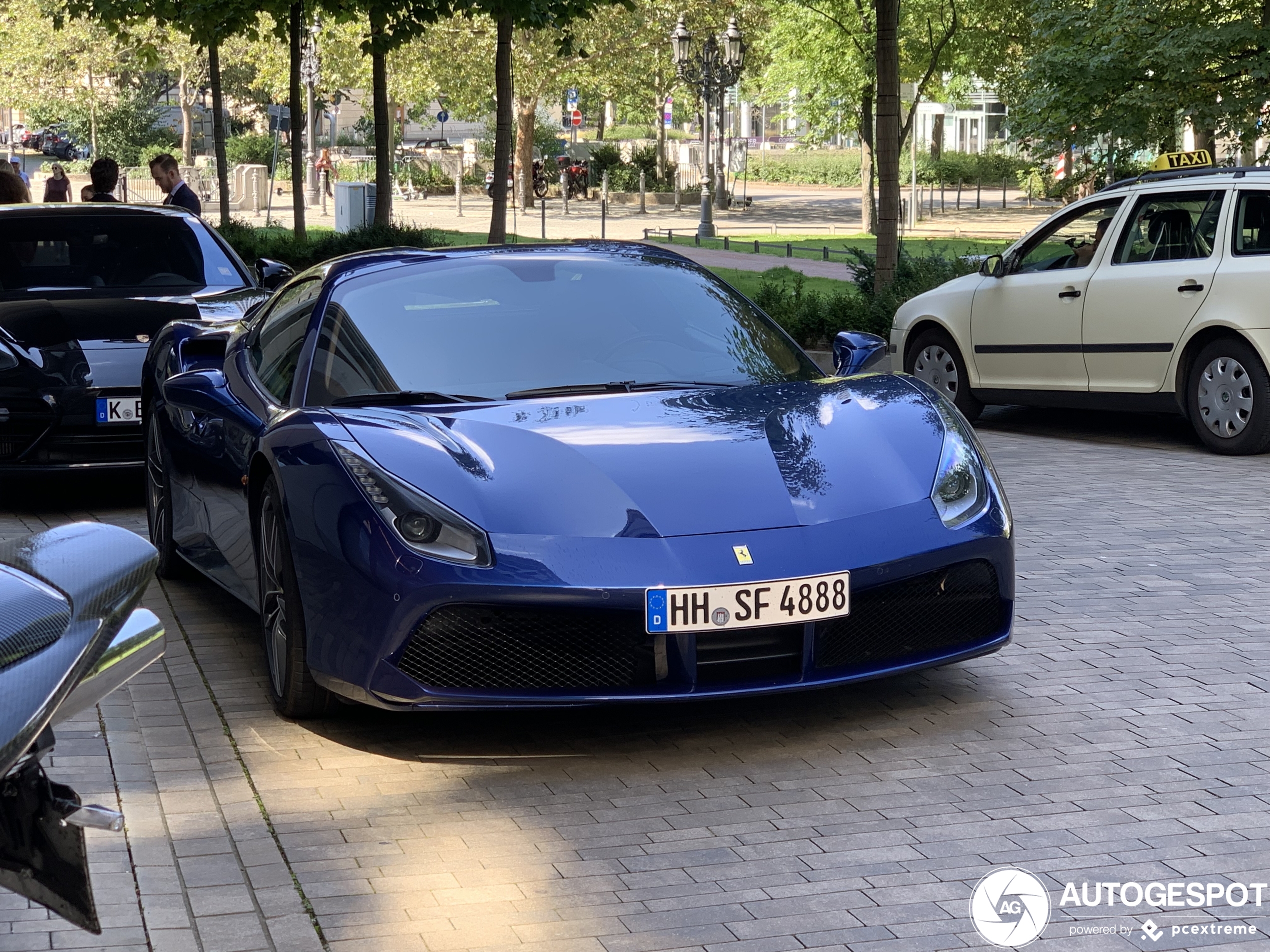 Ferrari 488 Spider