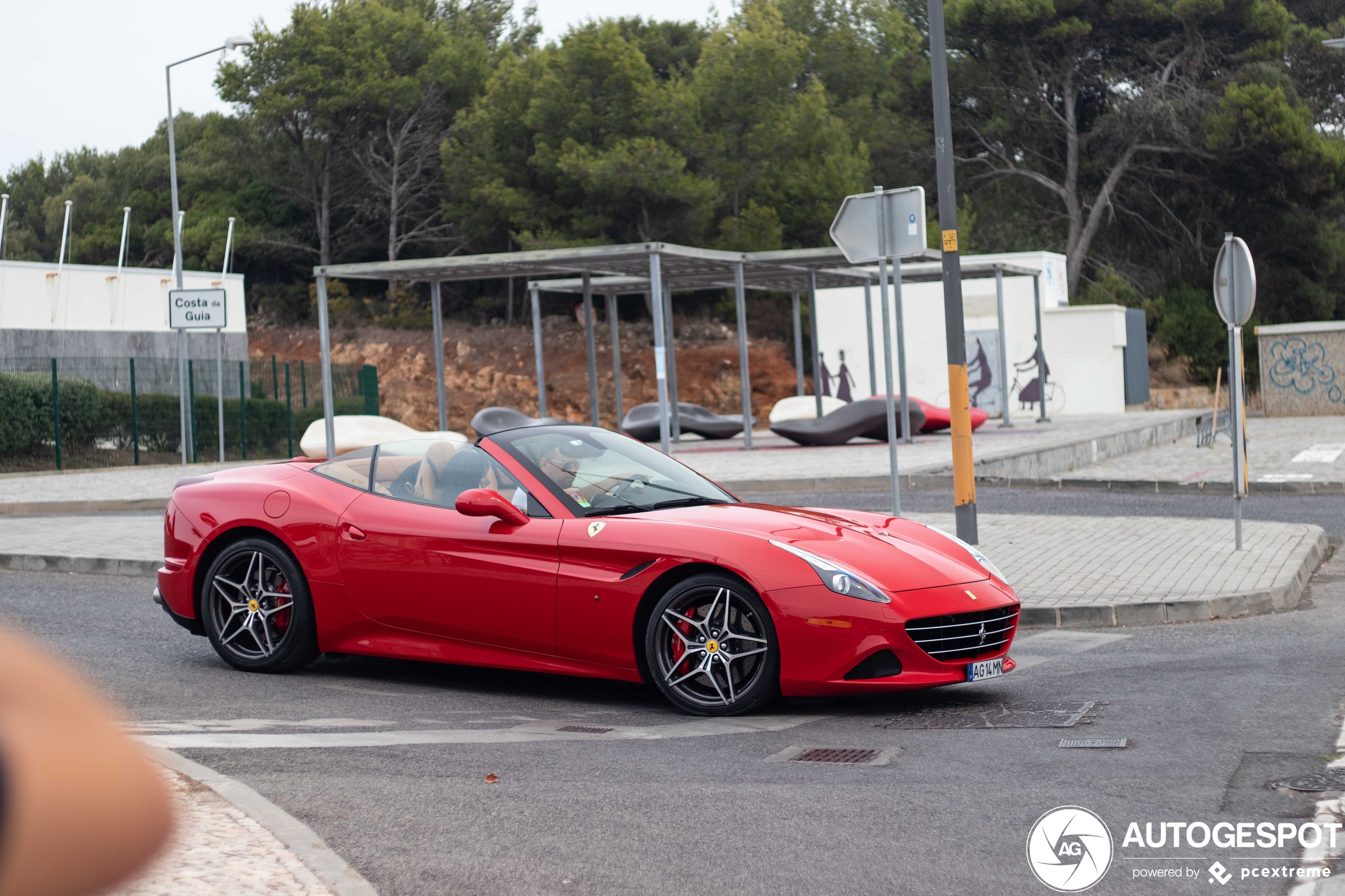 Ferrari California T