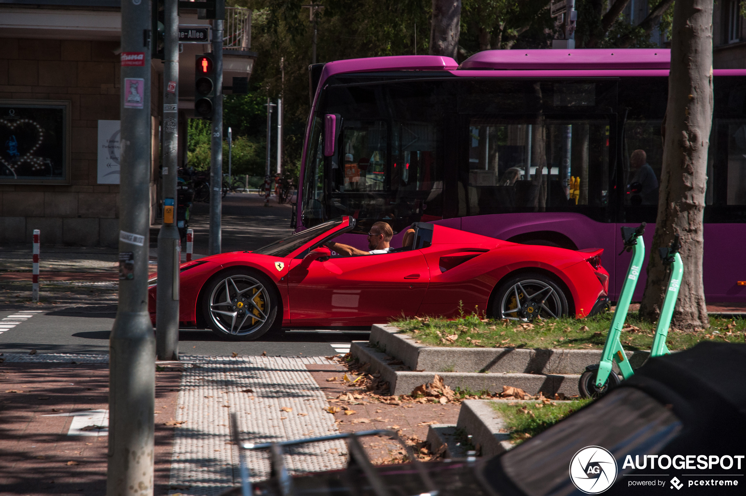 Ferrari F8 Spider