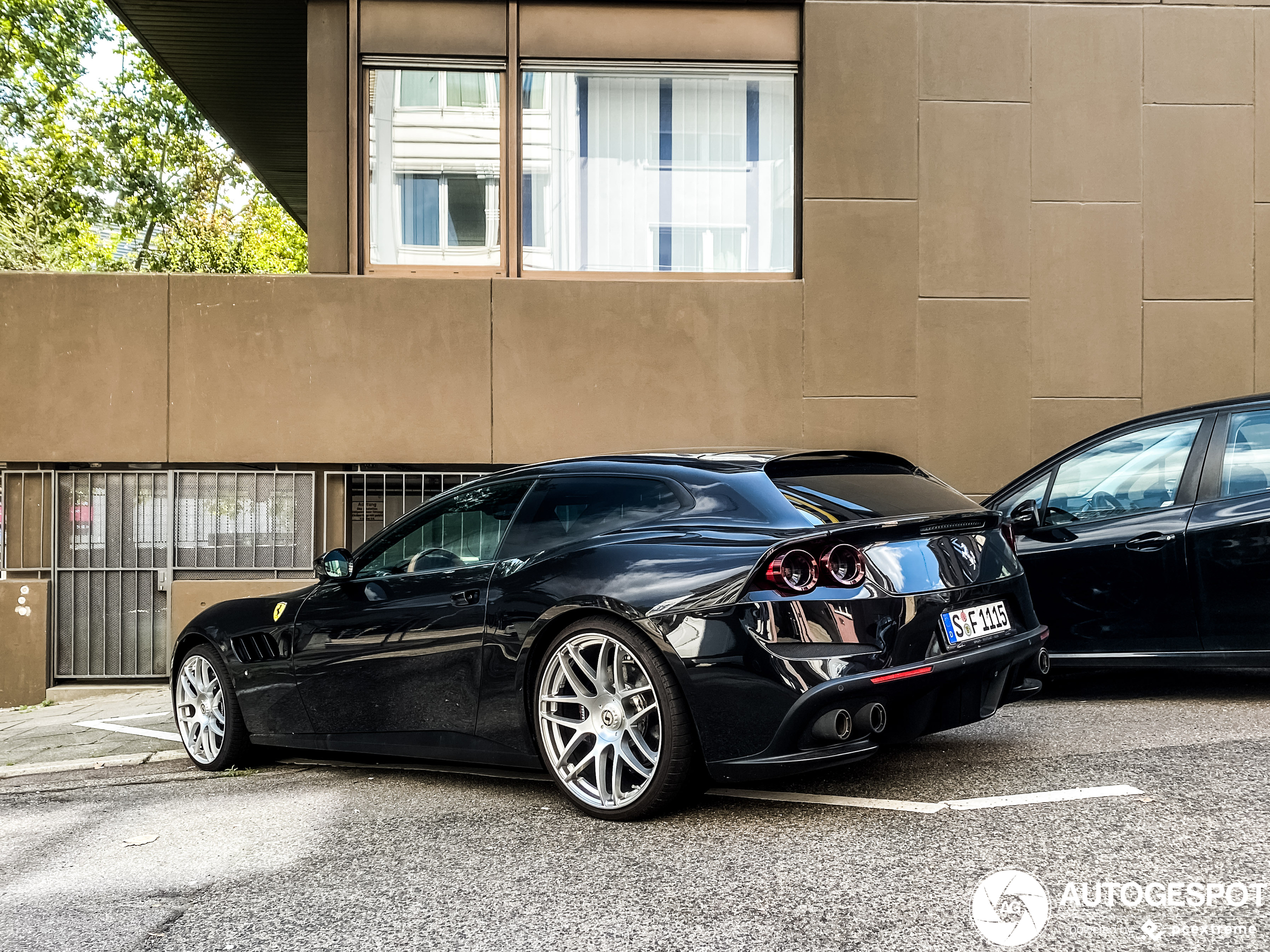 Ferrari GTC4Lusso