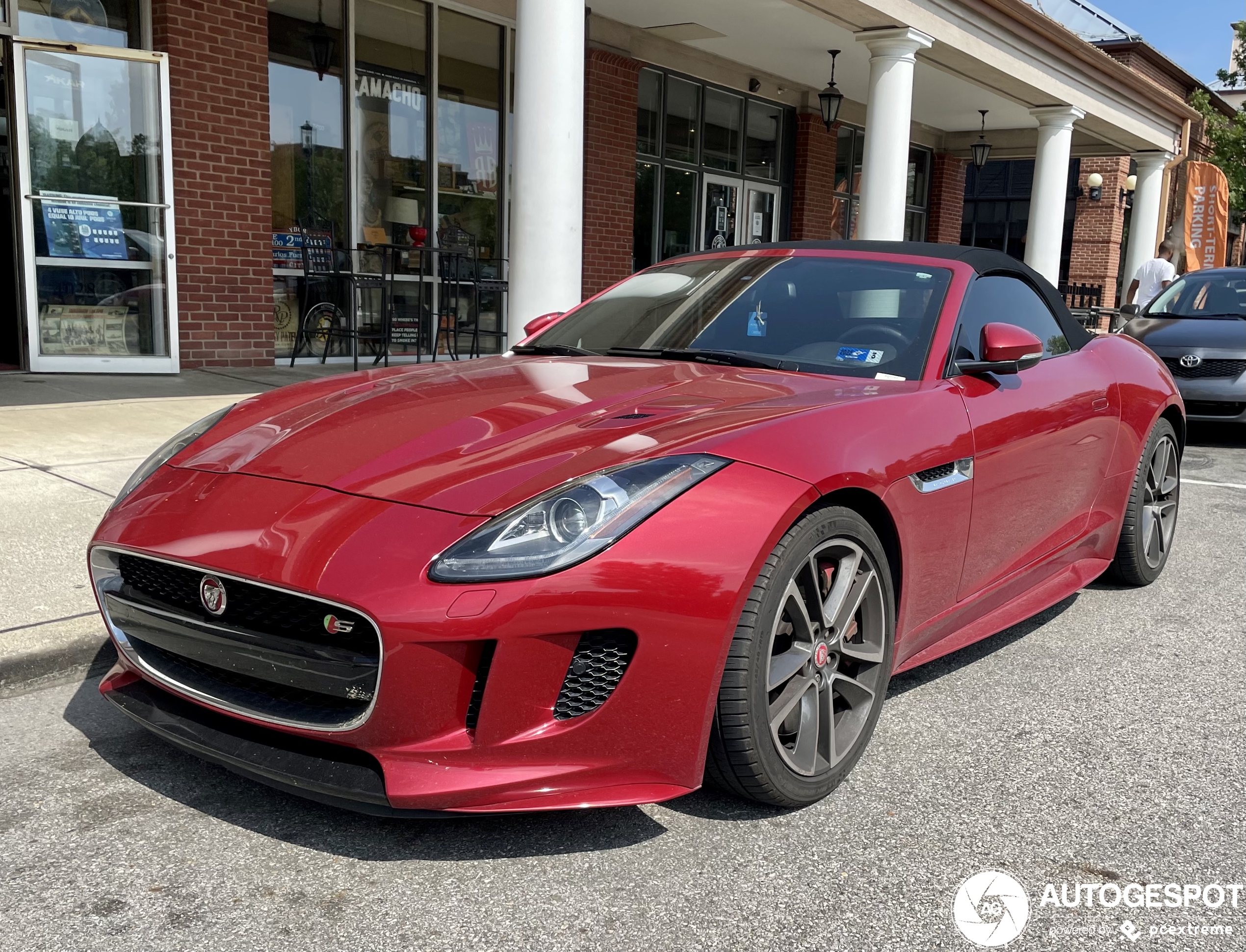 Jaguar F-TYPE S AWD Convertible