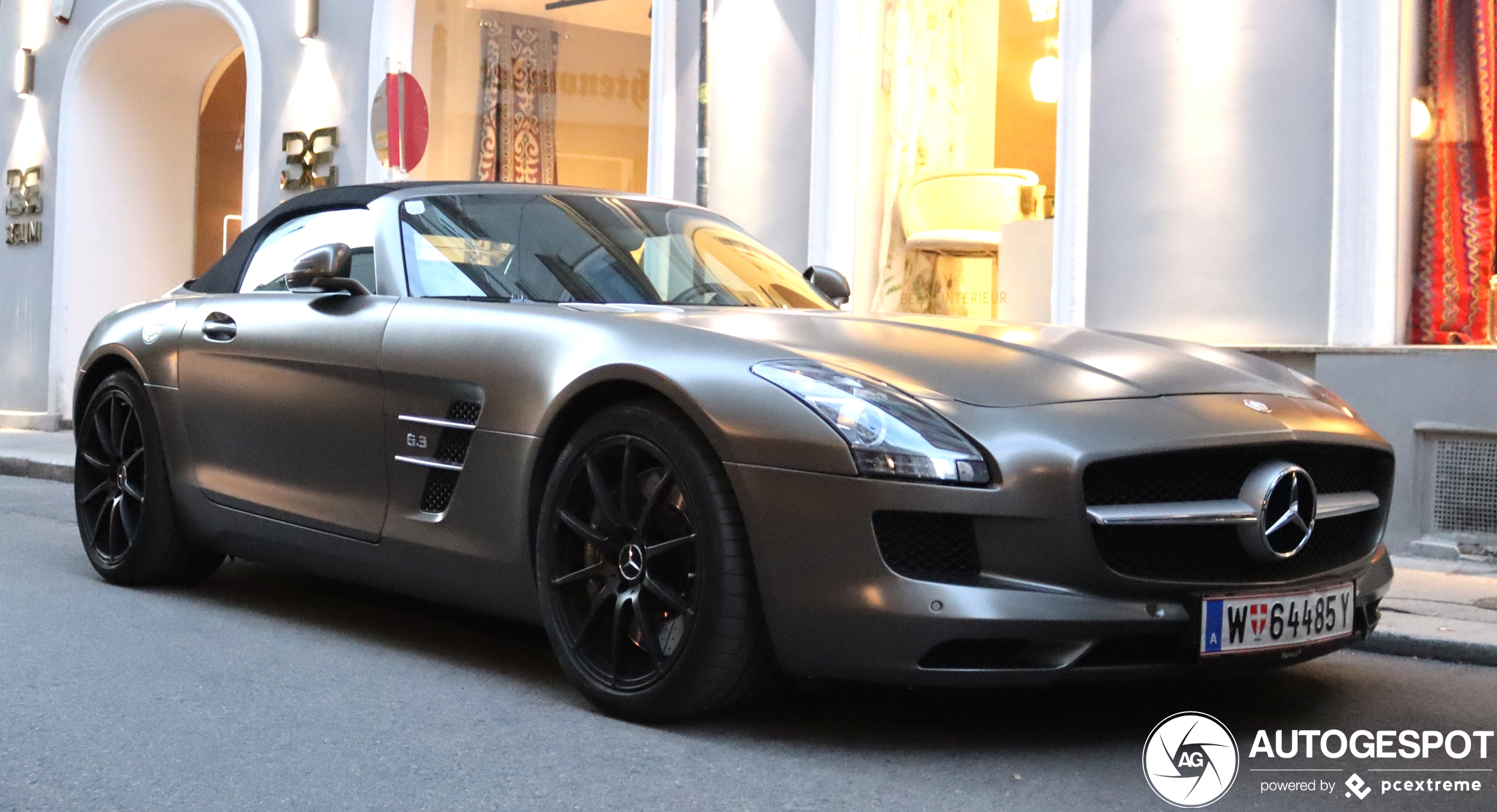 Mercedes-Benz SLS AMG Roadster