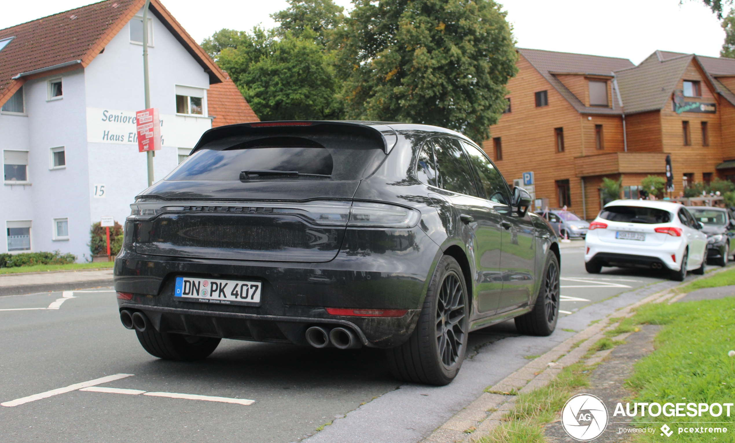 Porsche 95B Macan GTS MkII